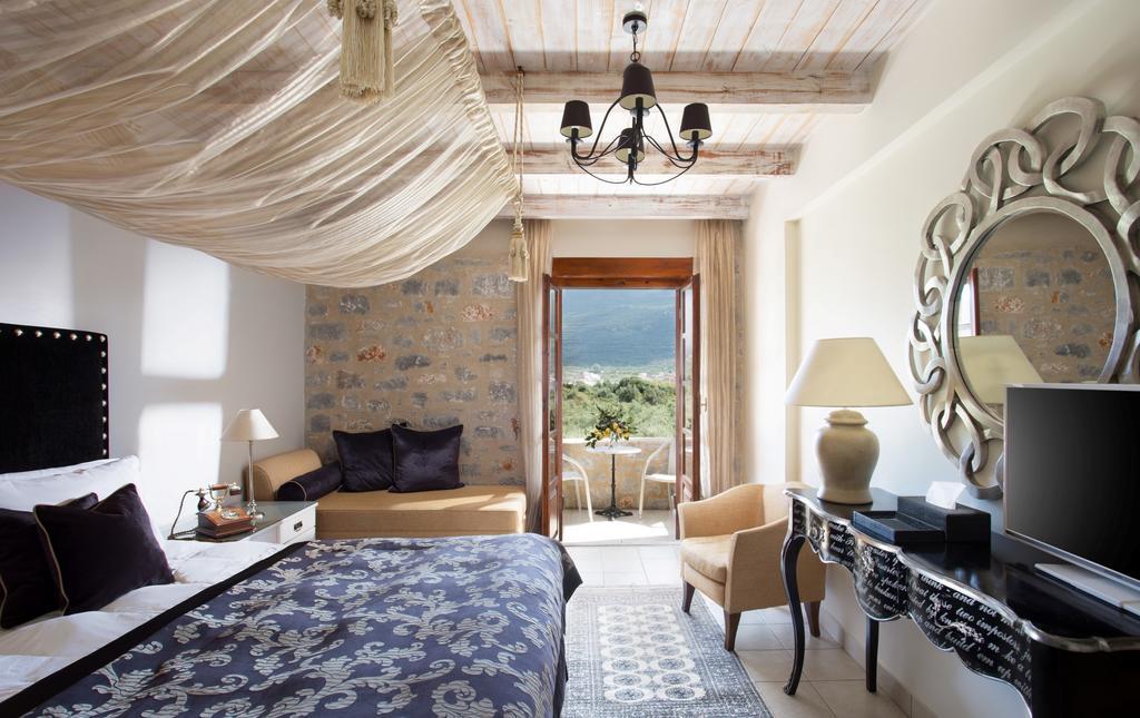 Porto Vitilo Boutique Hotel Karavostásion Eksteriør billede