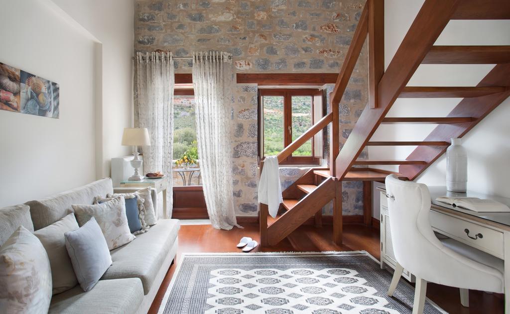 Porto Vitilo Boutique Hotel Karavostásion Eksteriør billede