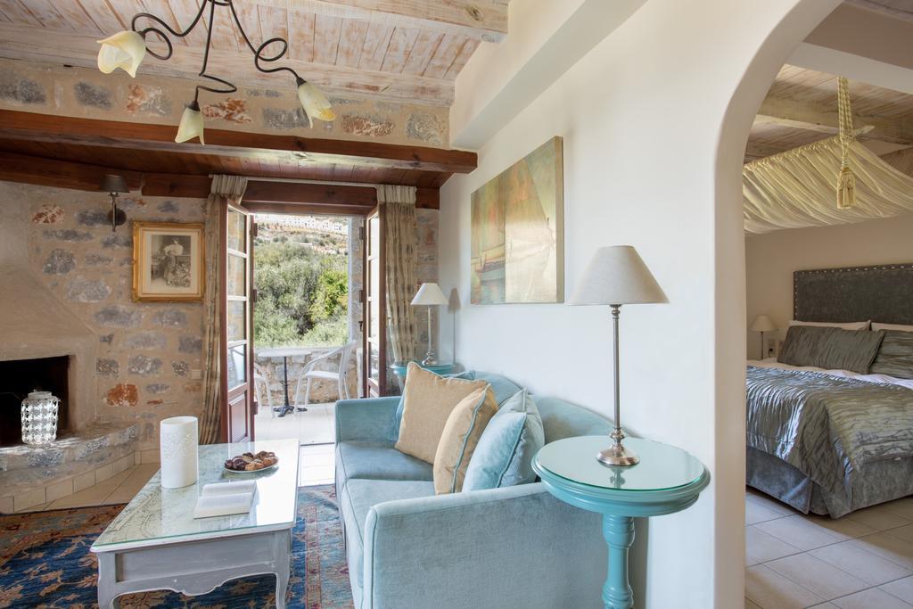 Porto Vitilo Boutique Hotel Karavostásion Eksteriør billede