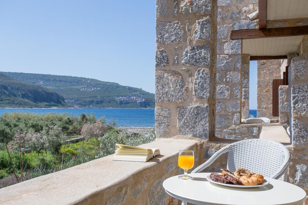 Porto Vitilo Boutique Hotel Karavostásion Eksteriør billede