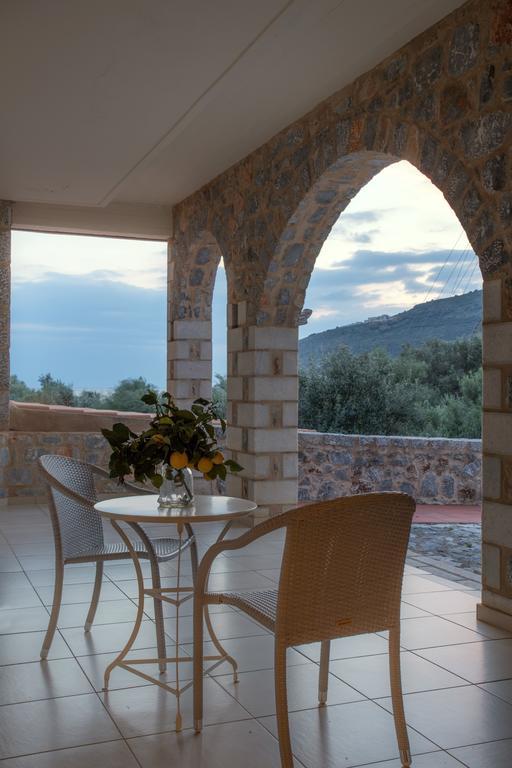 Porto Vitilo Boutique Hotel Karavostásion Eksteriør billede