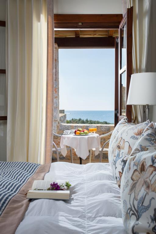 Porto Vitilo Boutique Hotel Karavostásion Eksteriør billede
