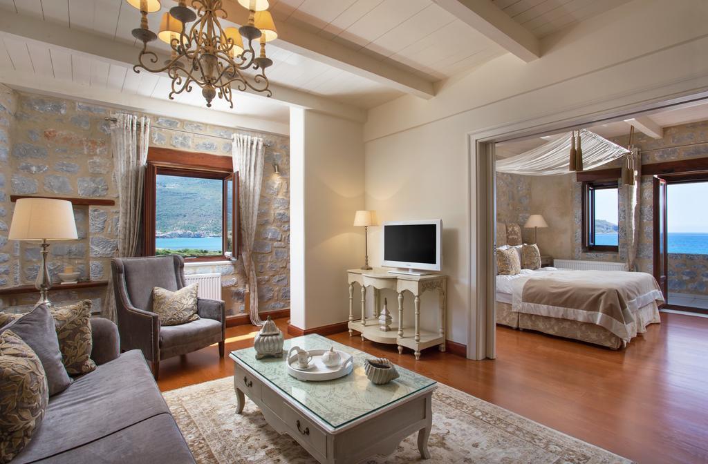 Porto Vitilo Boutique Hotel Karavostásion Eksteriør billede