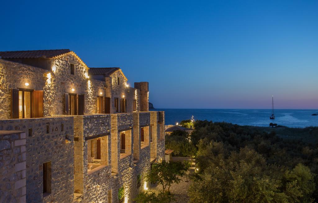 Porto Vitilo Boutique Hotel Karavostásion Eksteriør billede